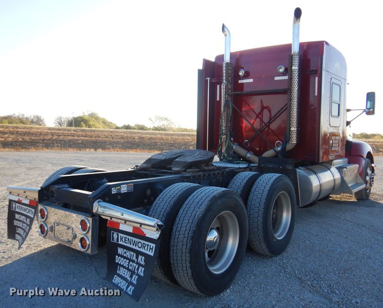 image for item JJ9658 2016 Kenworth T660  semi truck