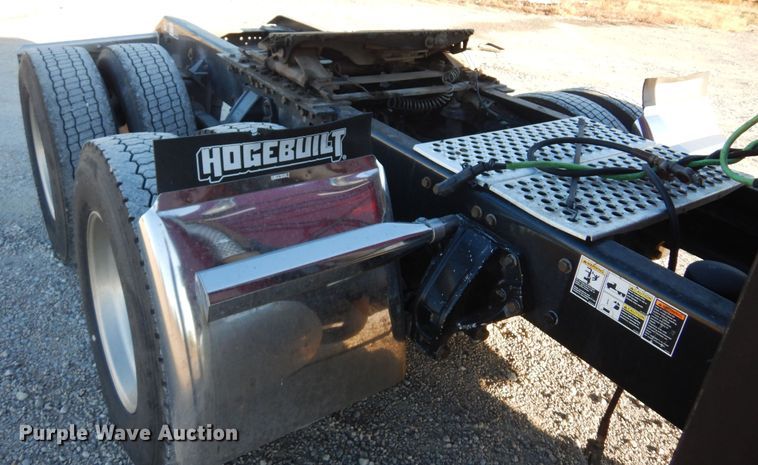 image for item JJ9658 2016 Kenworth T660  semi truck