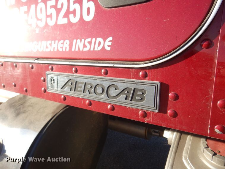 image for item JJ9658 2016 Kenworth T660  semi truck