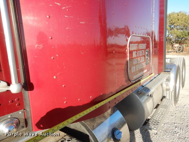 image for item JJ9658 2016 Kenworth T660  semi truck