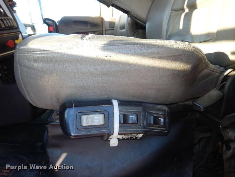 image for item JJ9658 2016 Kenworth T660  semi truck