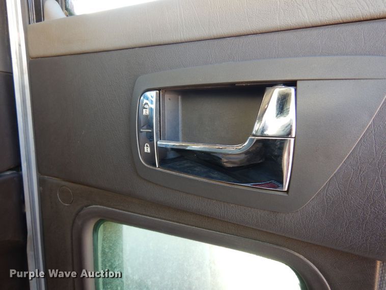 image for item JJ9658 2016 Kenworth T660  semi truck