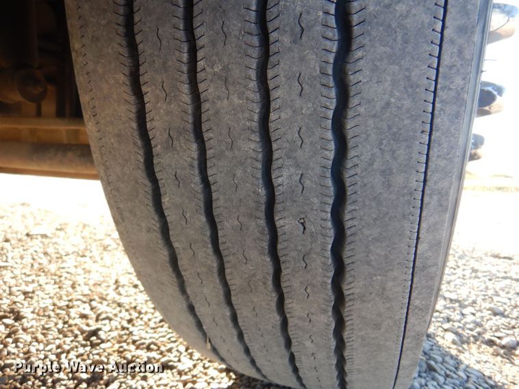 image for item JJ9658 2016 Kenworth T660  semi truck