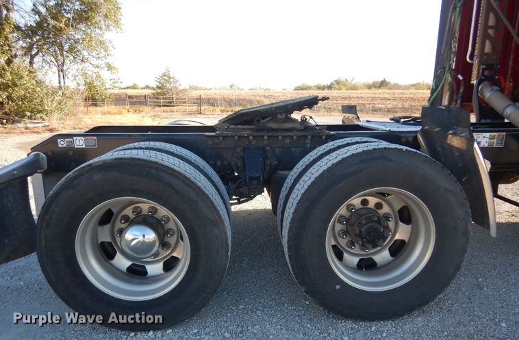 image for item JJ9658 2016 Kenworth T660  semi truck