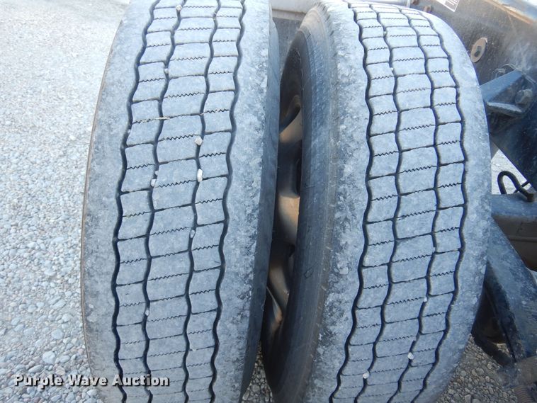 image for item JJ9658 2016 Kenworth T660  semi truck