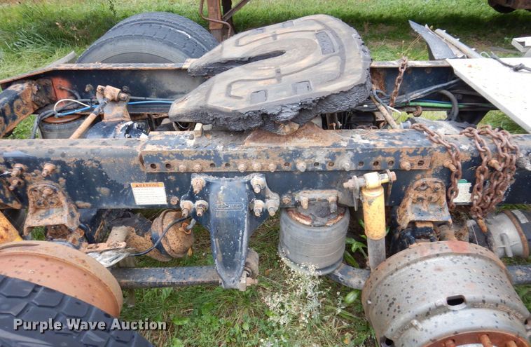 image for item JL9882 2009 Freightliner Cascadia  semi truck