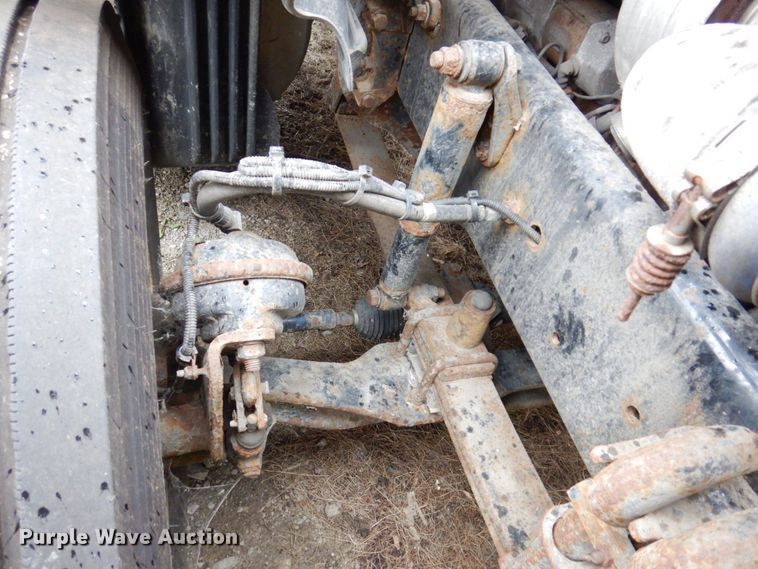 image for item JL9882 2009 Freightliner Cascadia  semi truck