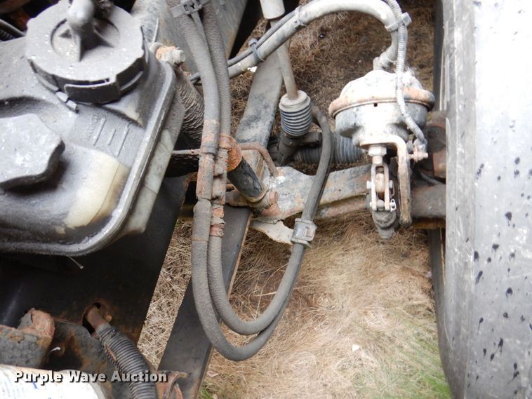 image for item JL9882 2009 Freightliner Cascadia  semi truck