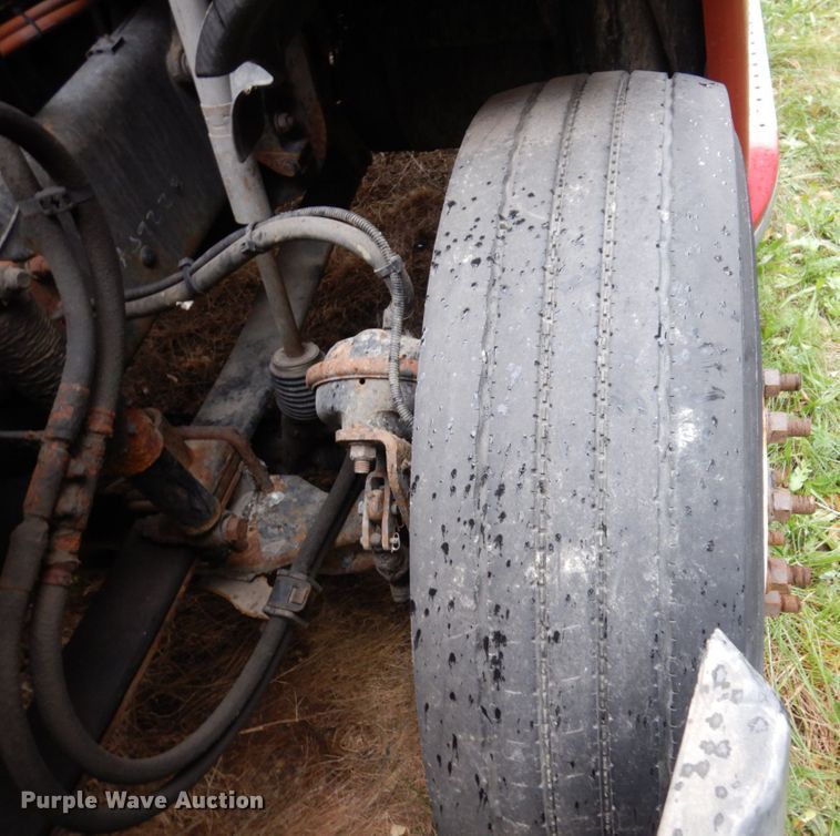 image for item JL9882 2009 Freightliner Cascadia  semi truck