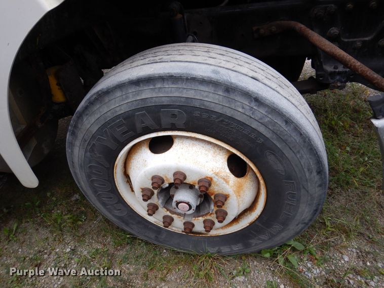 image for item JL9883 2007 Sterling A-Line  semi truck