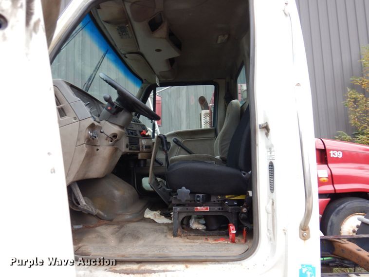 image for item JL9883 2007 Sterling A-Line  semi truck