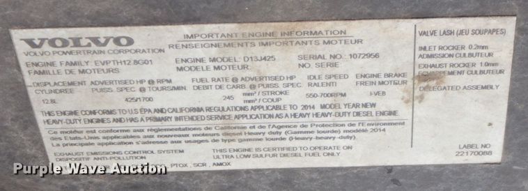 image for item JL9885 2015 Volvo VN  semi truck