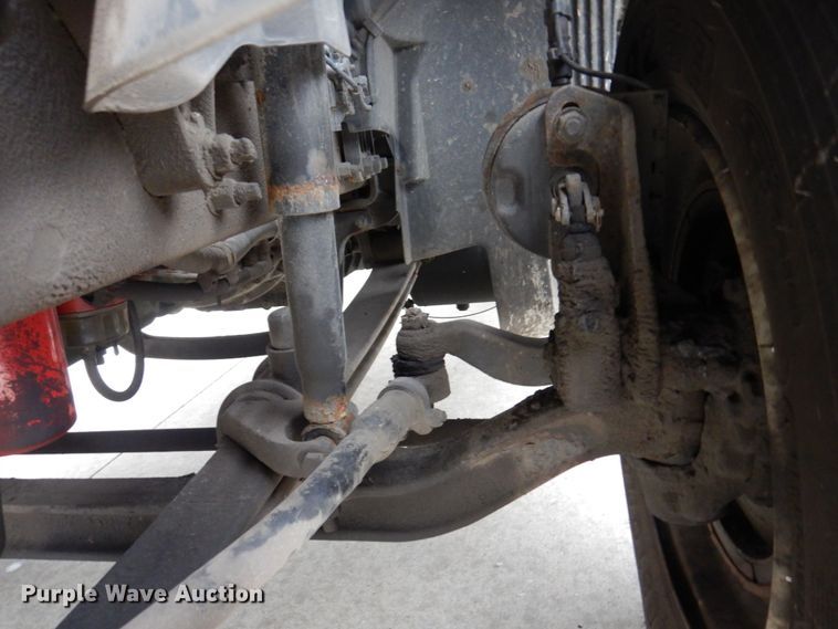 image for item JL9886 2017 Volvo VN  semi truck