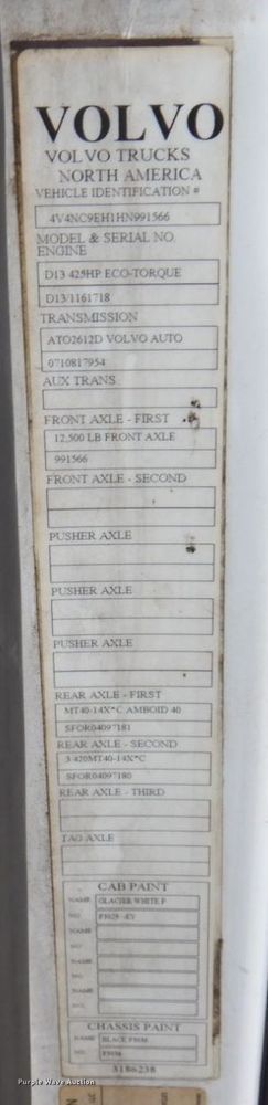 image for item JL9886 2017 Volvo VN  semi truck