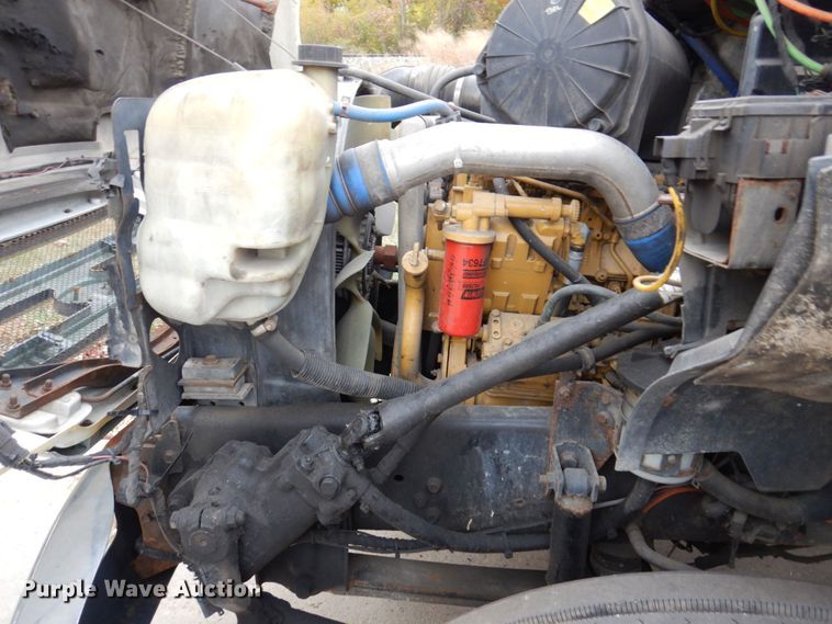 image for item JL9888 2005 Ford F650 Super Duty  flatbed truck