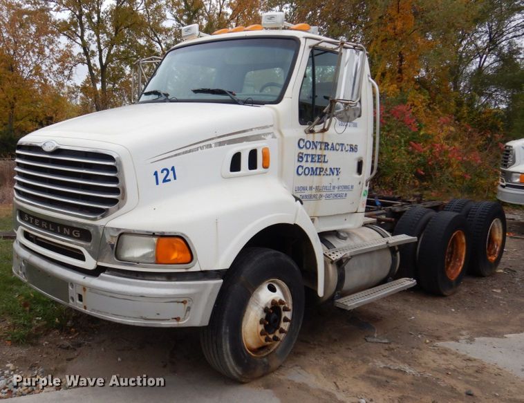 image for item JL9889 2007 Sterling A-Line  semi truck