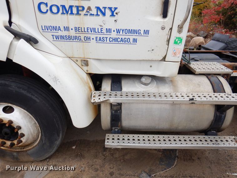 image for item JL9889 2007 Sterling A-Line  semi truck