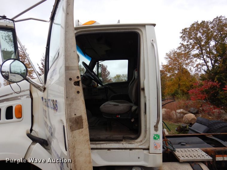 image for item JL9889 2007 Sterling A-Line  semi truck