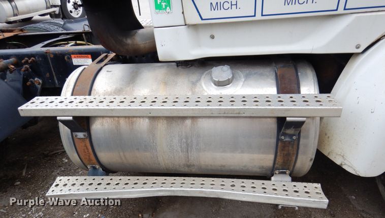 image for item JL9890 2007 Sterling A-Line  semi truck