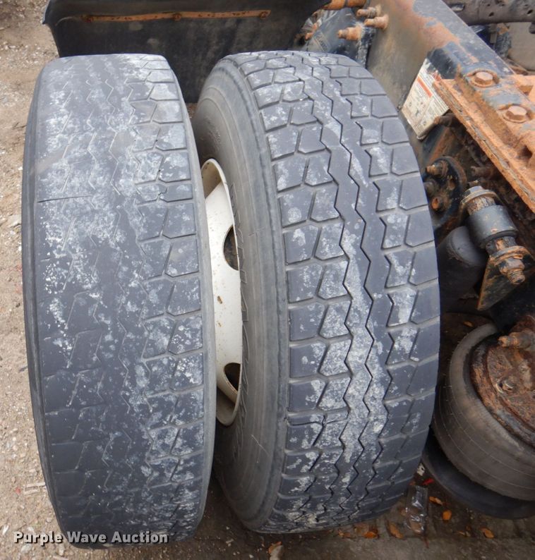 image for item JL9890 2007 Sterling A-Line  semi truck