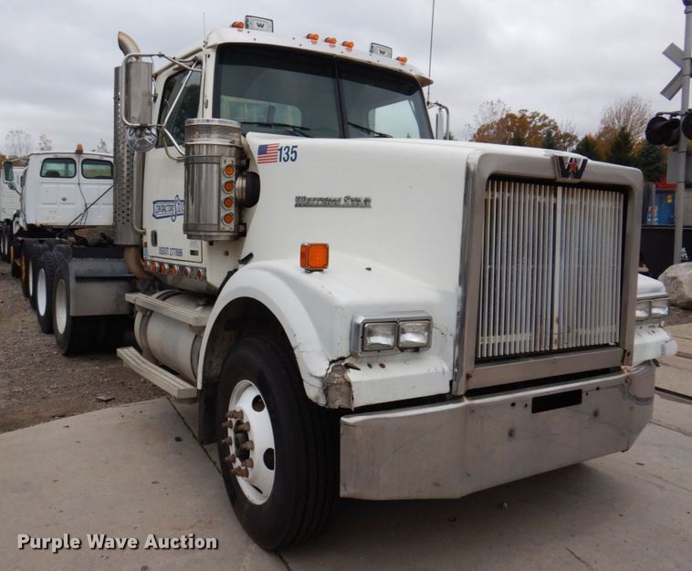 image for item JL9892 2011 Western Star 4900FA  semi truck