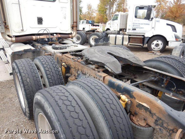 image for item JL9892 2011 Western Star 4900FA  semi truck