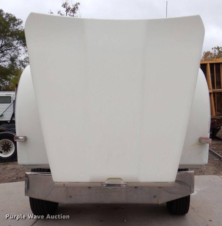 image for item JL9892 2011 Western Star 4900FA  semi truck