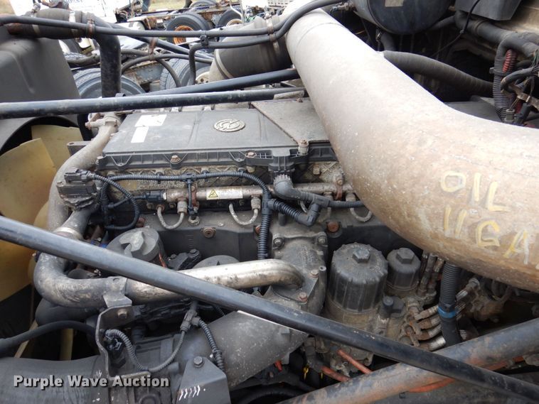 image for item JL9892 2011 Western Star 4900FA  semi truck