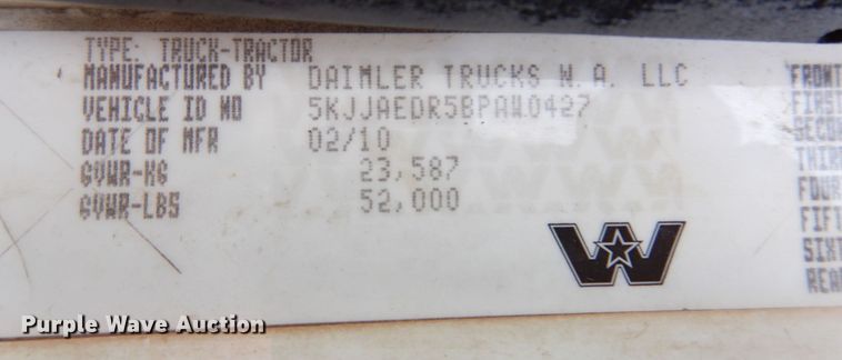 image for item JL9892 2011 Western Star 4900FA  semi truck