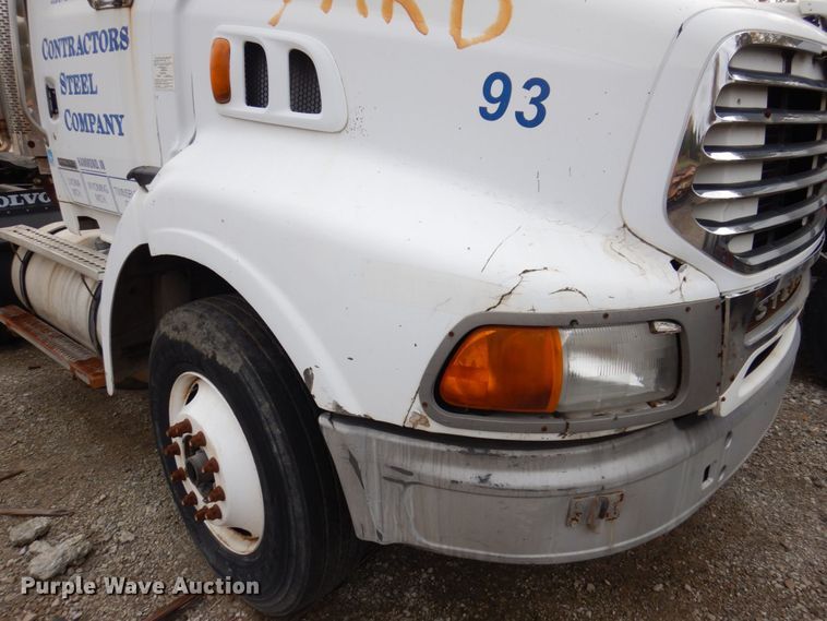 image for item JL9893 2003 Sterling A-Line  semi truck