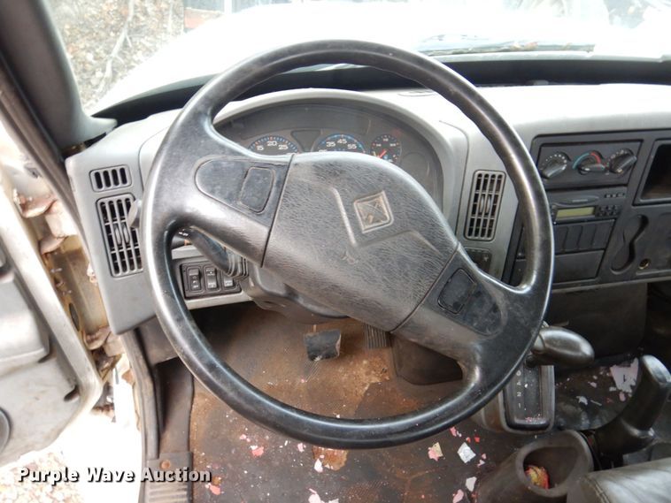 image for item JL9896 2008 International 4300  flatbed truck