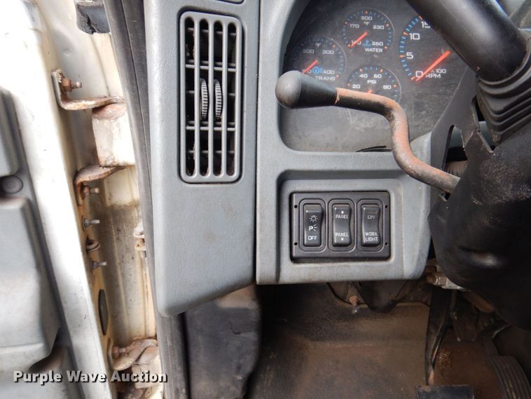 image for item JL9896 2008 International 4300  flatbed truck