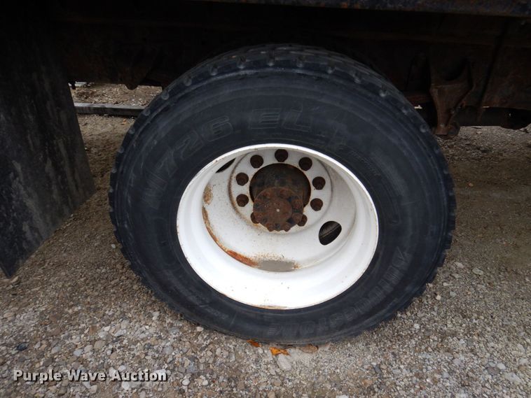 image for item JL9896 2008 International 4300  flatbed truck