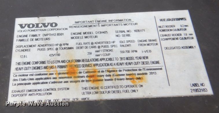 image for item JL9897 2014 Volvo VN  semi truck