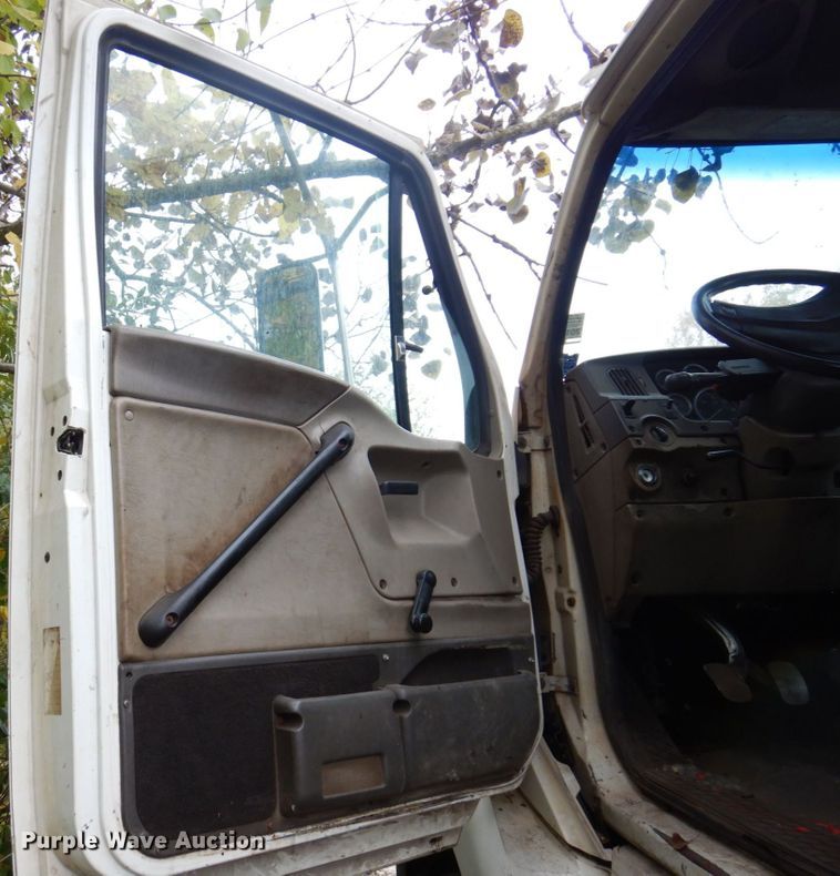 image for item JL9898 2006 Sterling A-Line  semi truck