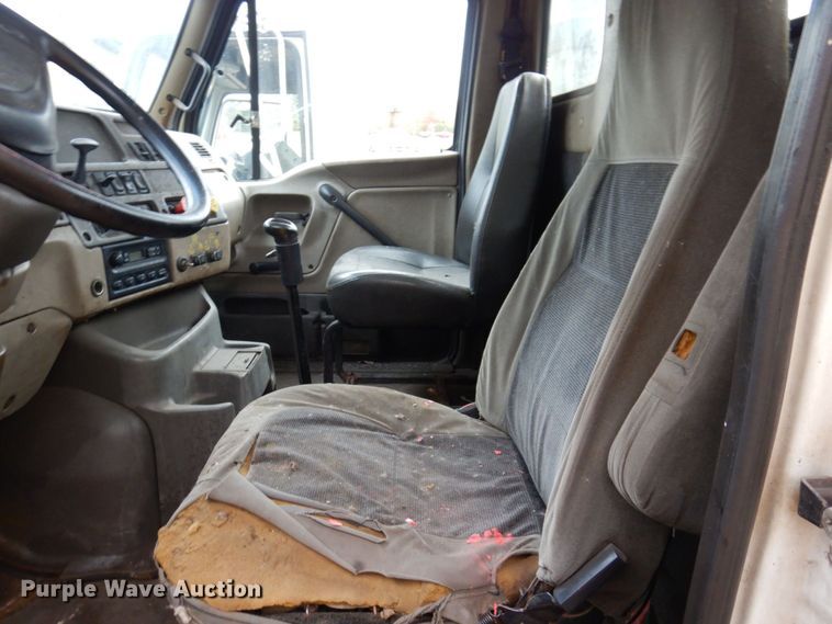 image for item JL9898 2006 Sterling A-Line  semi truck