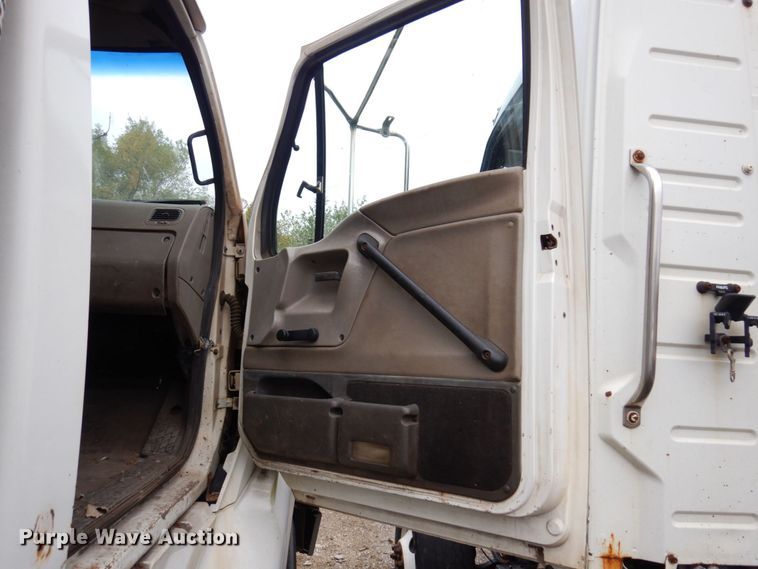 image for item JL9898 2006 Sterling A-Line  semi truck