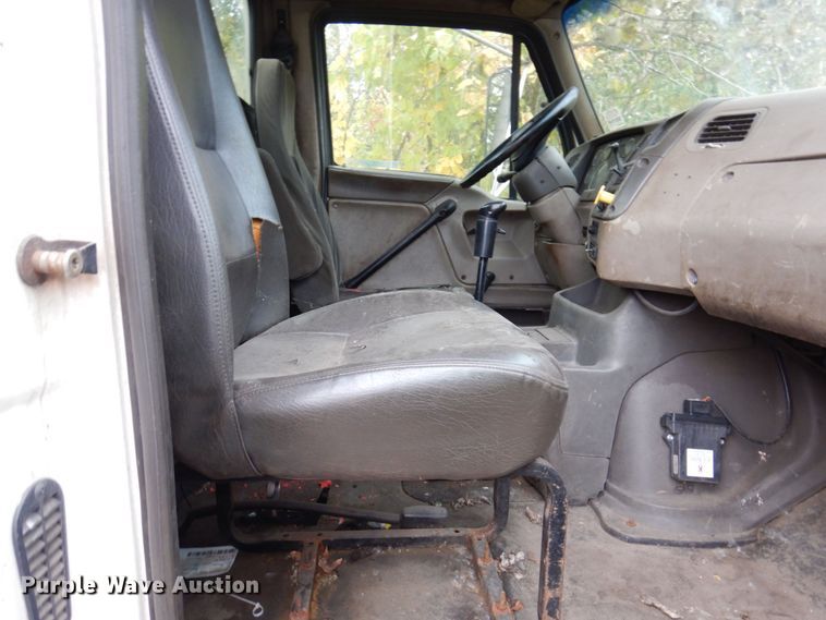 image for item JL9898 2006 Sterling A-Line  semi truck