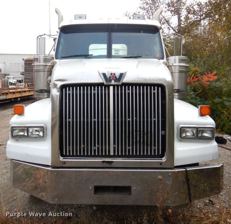 image for item JL9900 2011 Western Star 4900EX  semi truck