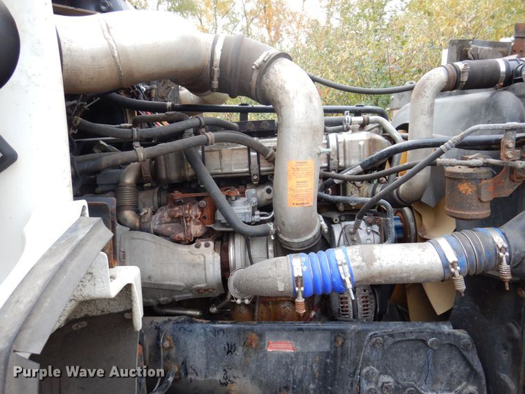 image for item JL9900 2011 Western Star 4900EX  semi truck