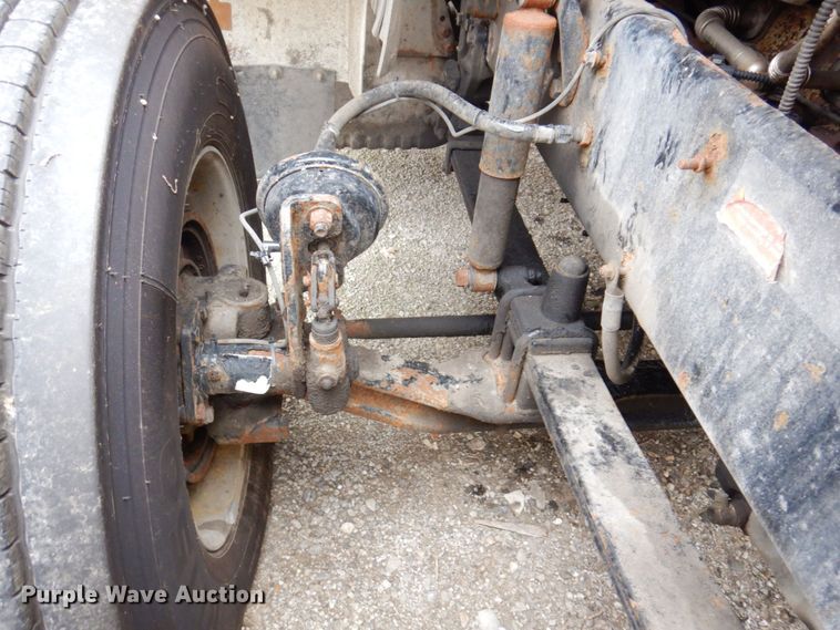 image for item JL9900 2011 Western Star 4900EX  semi truck