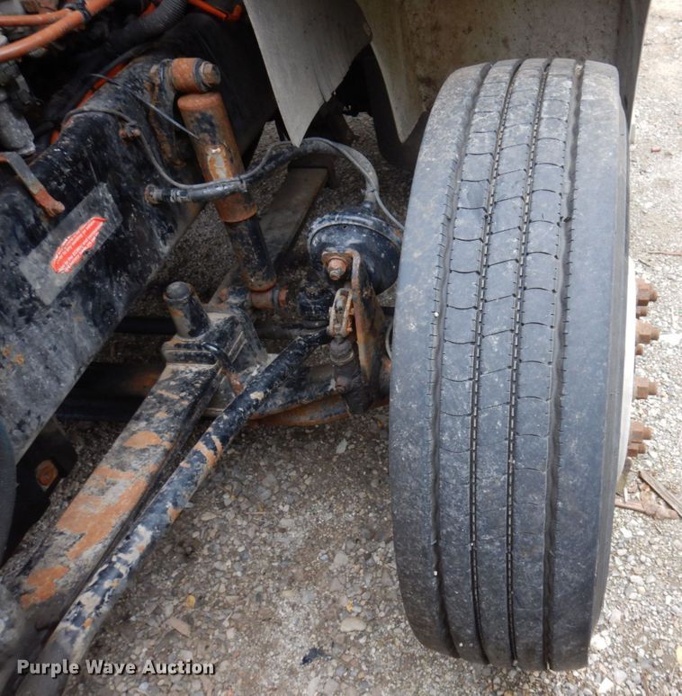 image for item JL9900 2011 Western Star 4900EX  semi truck