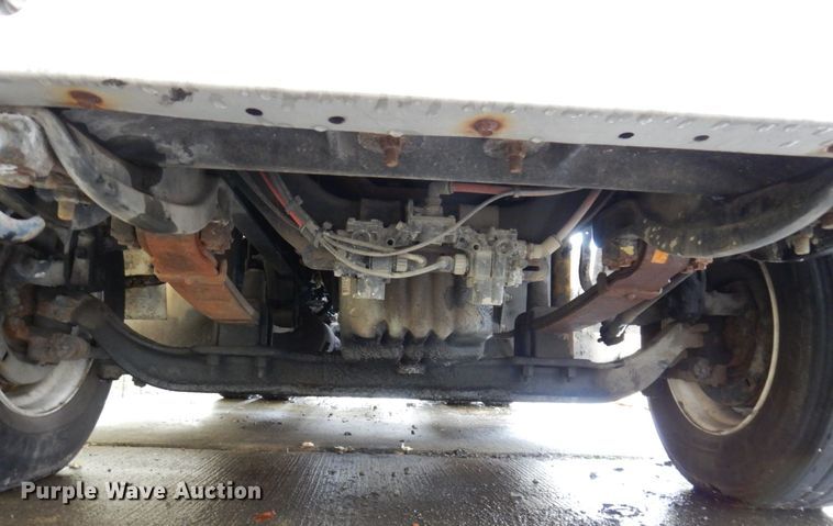 image for item JL9901 2005 Sterling A9500 semi truck