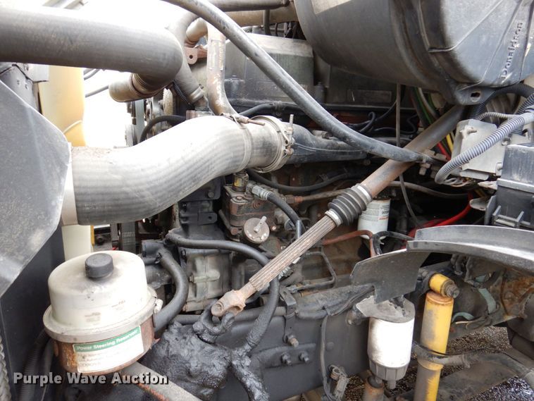 image for item JL9902 2006 Sterling A9500 truck cab and chassis