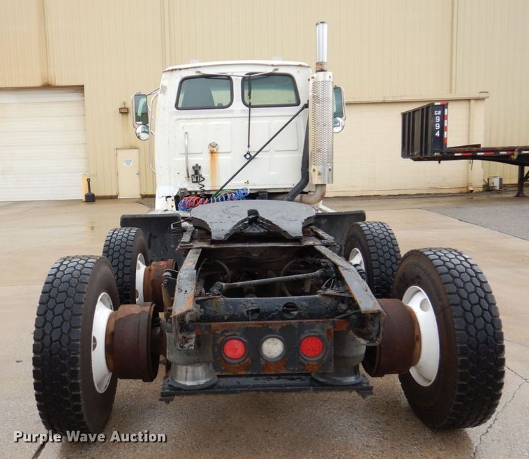 image for item JL9903 2003 Sterling A9500 semi truck