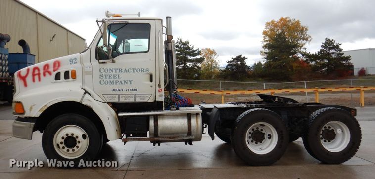 image for item JL9903 2003 Sterling A9500 semi truck