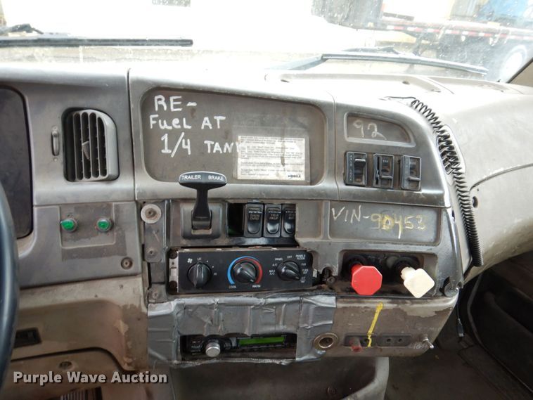 image for item JL9903 2003 Sterling A9500 semi truck