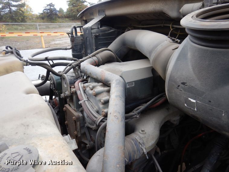 image for item JL9903 2003 Sterling A9500 semi truck