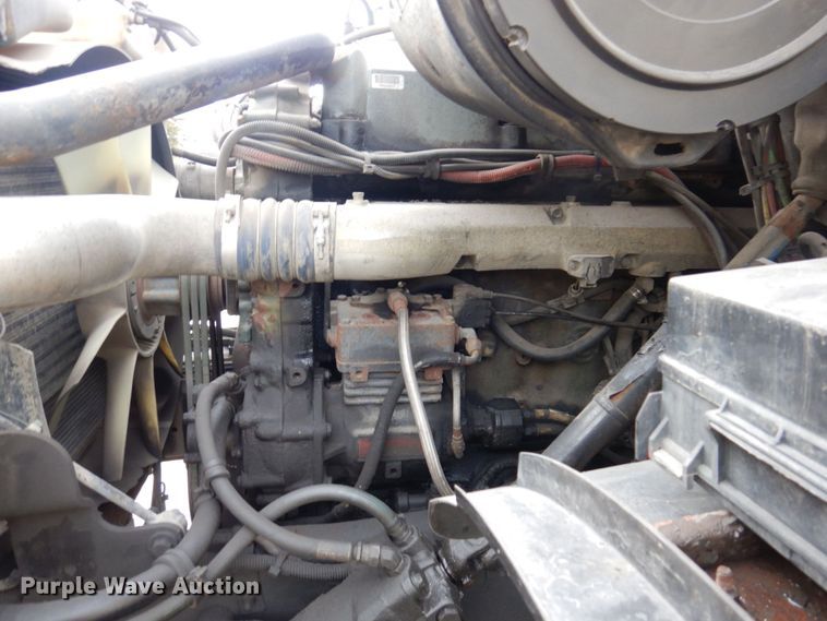 image for item JL9903 2003 Sterling A9500 semi truck