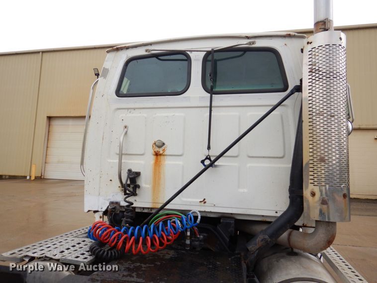 image for item JL9903 2003 Sterling A9500 semi truck